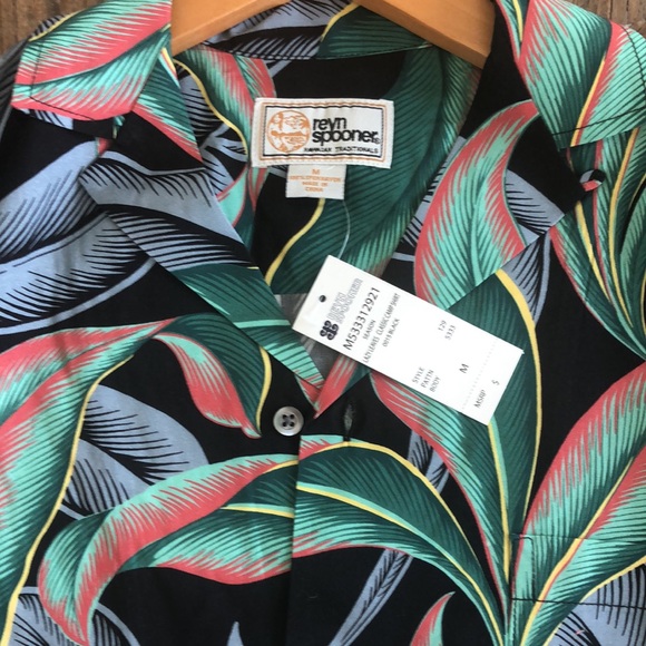Reyn Spooner Japanese silk rayon button up, design style “Lazy Leaves” - Picture 2 of 3